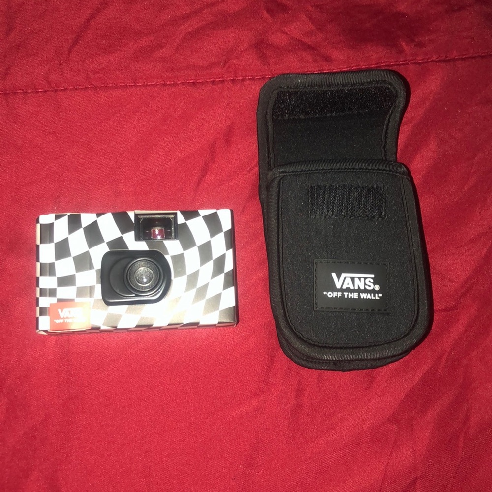 Vans Camera - Picture 2 of 5